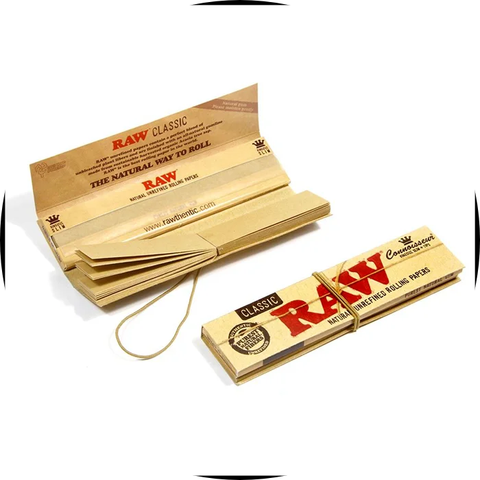 RAW Classic Connoisseur King Size cigarečių popierių knygelė su filtrais, nebalinti natūralūs popieriai